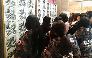 感恩节这天，我们安排了一场特殊的旅行