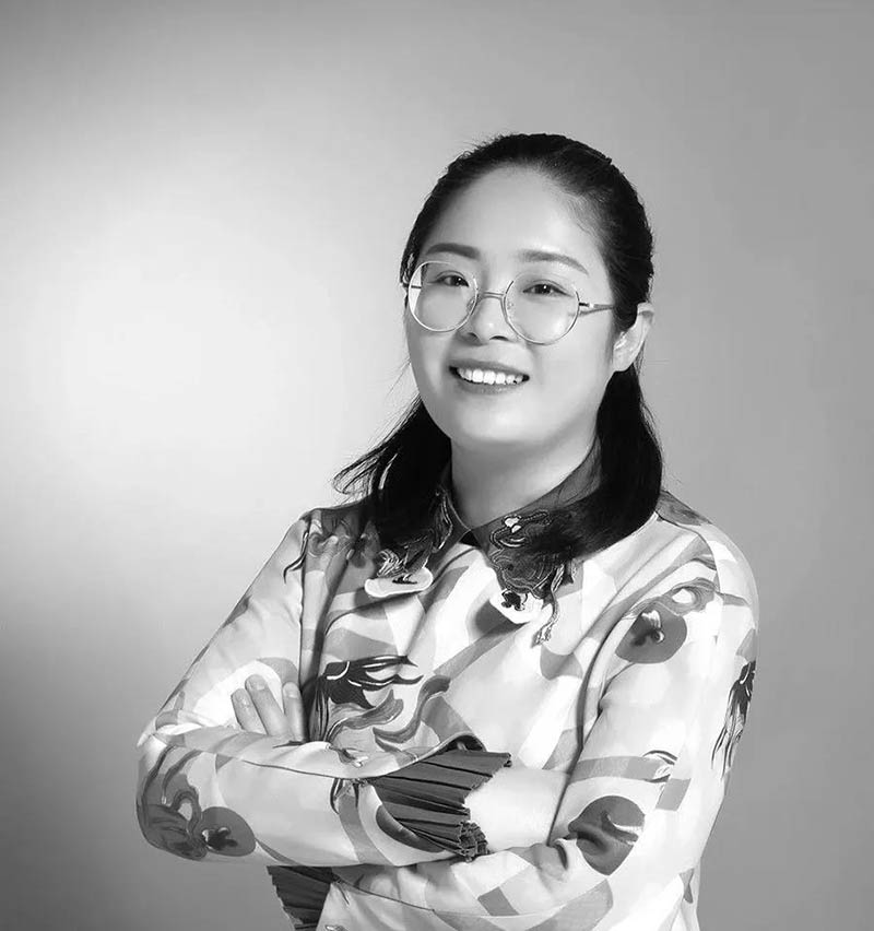 主讲嘉宾张瑶/笑笑美术兵团教学校长