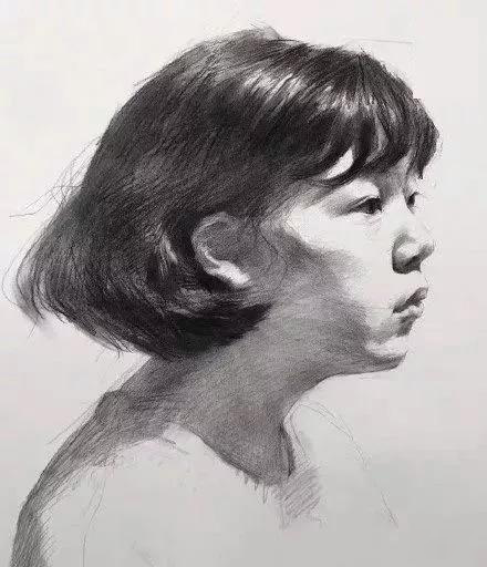 河南画室-素描女头像教程 河南画室-素描女头像教程
