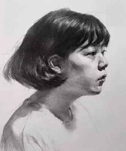 河南画室-素描女头像教程 河南画室-素描女头像教程