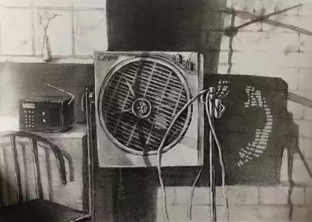 清华美院设计素描作品6