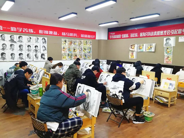 郑州笑笑画室美术专升本17
