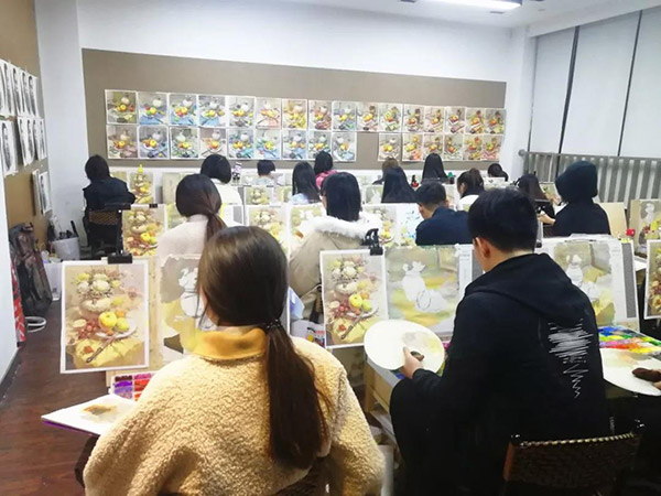 郑州笑笑画室美术专升本_天气骤然变冷，有一份暖心“小礼物”等待你的领取3