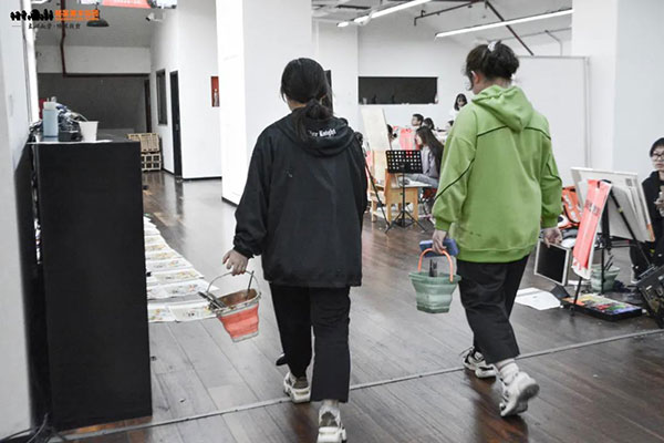 1635736580396058.jpg 5.jpg