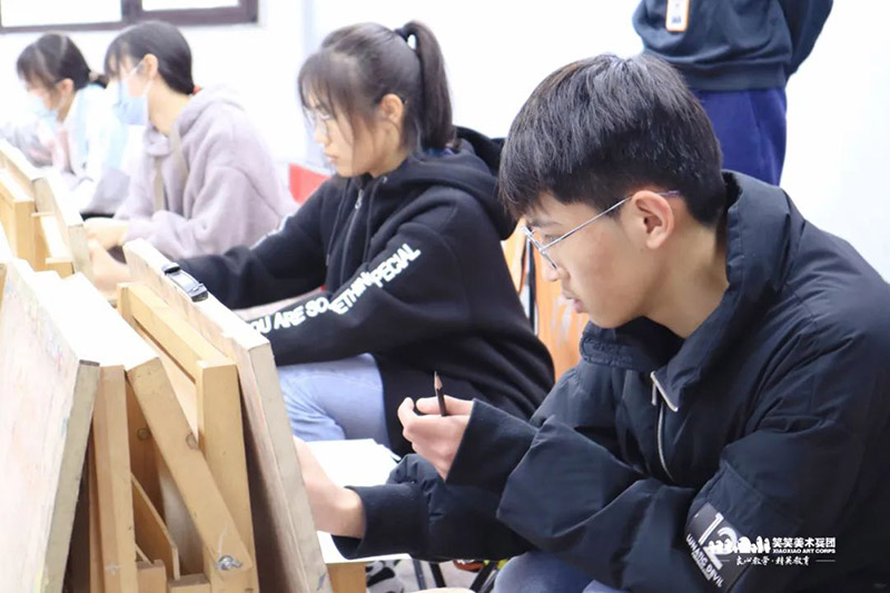 郑州画室笑笑美术兵团-集训课堂 郑州画室笑笑美术兵团-集训课堂