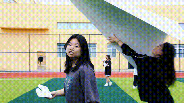 1686101151562876.gif 4.gif